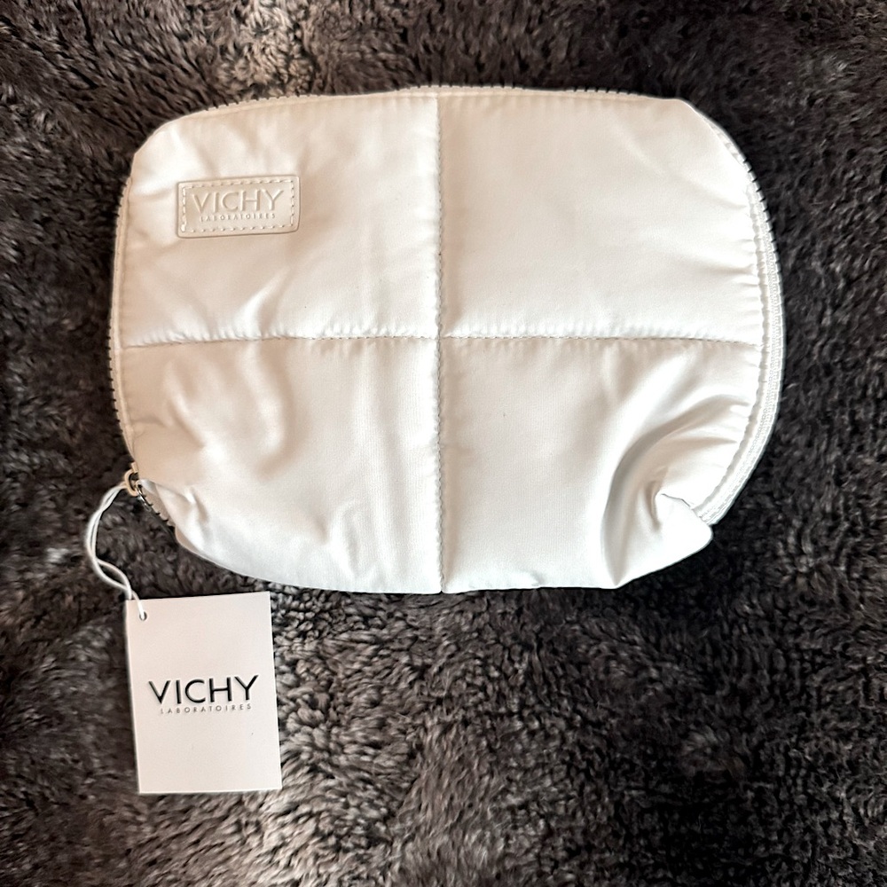 Vichy White/Cream Zippered Cosmetic Bag